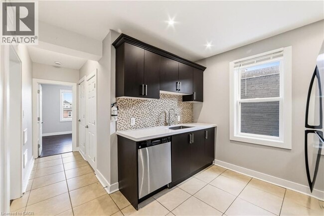 property at 1544 King St E