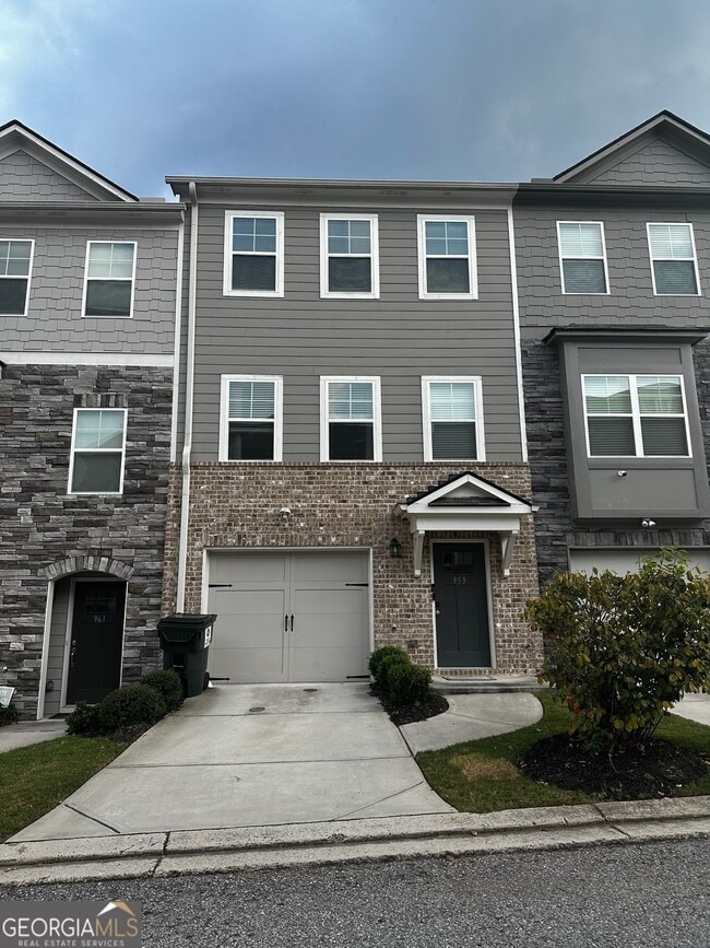 property at 959 Society Cir