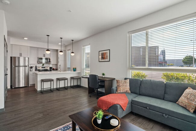 6160 N Rural St in Indianapolis, IN - Foto de edificio - Building Photo