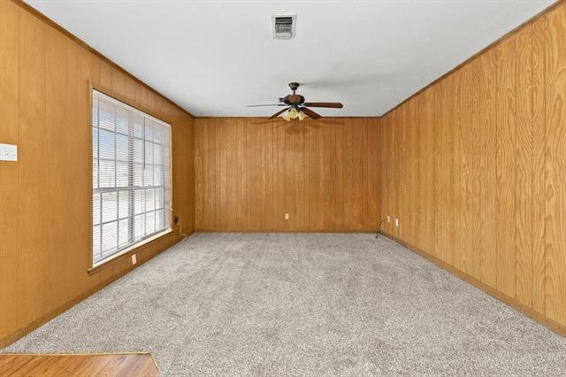 706 Manson St in Wolfe City, TX - Building Photo - Building Photo