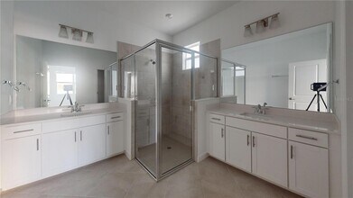 8535 St Kitts Cir in Englewood, FL - Building Photo - Building Photo