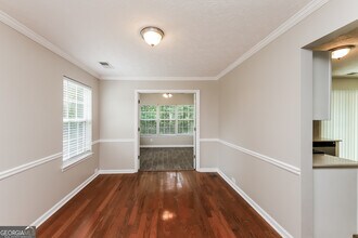 9945 Rivercliff Ln in Villa Rica, GA - Foto de edificio - Building Photo