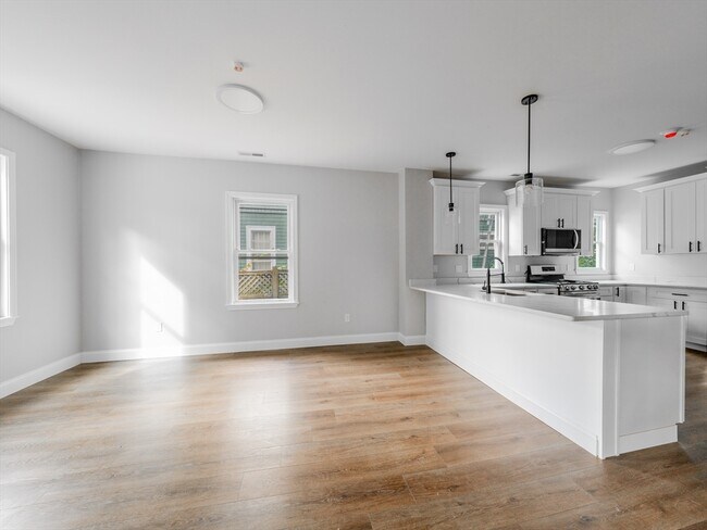 22 Madison Ave, Unit 1 in Cambridge, MA - Building Photo - Building Photo