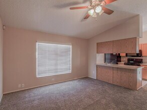 1573 Palmstone Dr in Apopka, FL - Building Photo - Building Photo