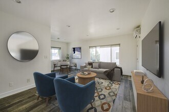 1333 W 36th Pl, Unit 3 in Los Angeles, CA - Foto de edificio - Building Photo