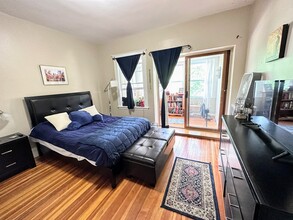 133 Chiswick Rd, Unit 3 in Boston, MA - Foto de edificio - Building Photo