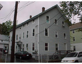 101-103 Garfield St in Central Falls, RI - Building Photo - Building Photo