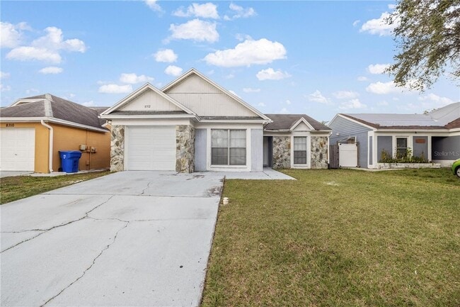 8312 Clermont St in Tampa, FL - Foto de edificio - Building Photo