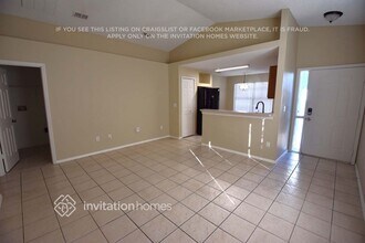 352 Briar Bay Cir in Orlando, FL - Foto de edificio - Building Photo