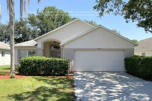 2557 Ventura Cir in Melbourne, FL - Building Photo