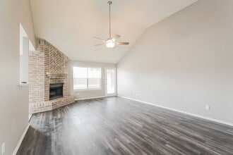 9330 Jan Glen Ln in Spring, TX - Building Photo - Building Photo