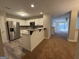 222 Tara Commons Dr in Loganville, GA - Building Photo