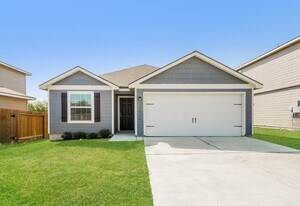 7206 Lazy Cyn in San Antonio, TX - Building Photo