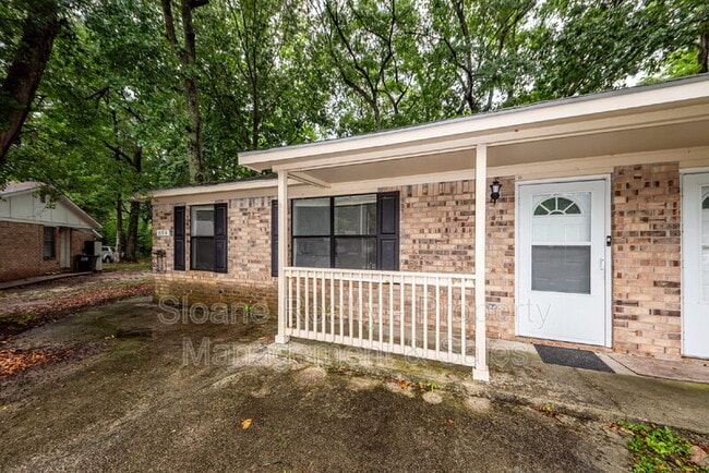 819 Sandpiper Dr in Ladson, SC - Building Photo - Building Photo