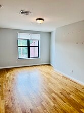 143 Main St, Unit 3E in Ossining, NY - Building Photo - Building Photo