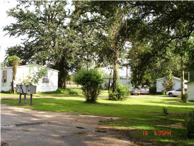 2754 Dauphin Island Pky in Mobile, AL - Building Photo