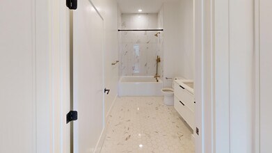 60 Leo M Birmingham Pky, Unit 506 in Boston, MA - Building Photo - Building Photo