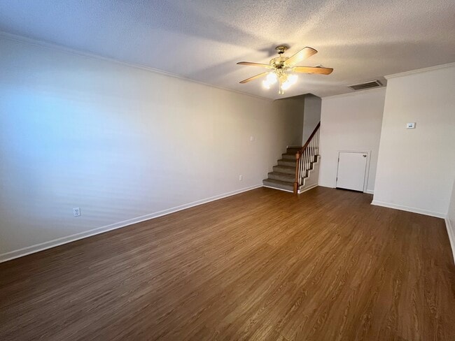 122 Mall Cir in Houma, LA - Foto de edificio - Building Photo