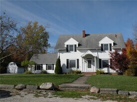 46 W 130th St in Brunswick, OH - Building Photo