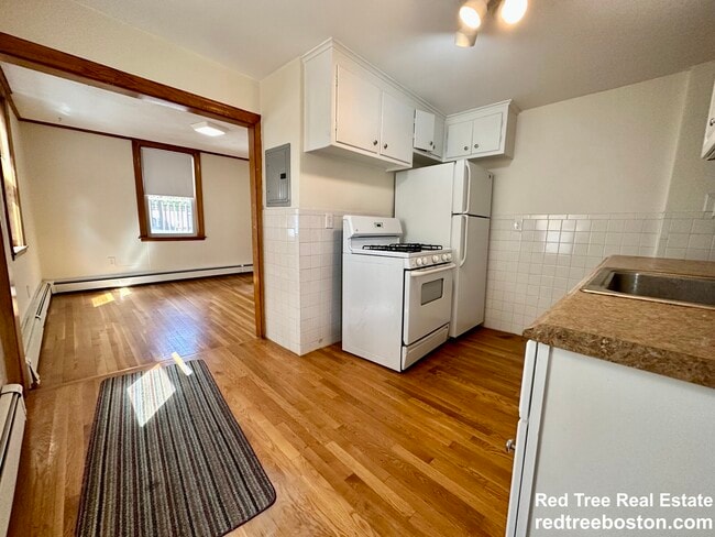 37 Cottage St, Unit 1