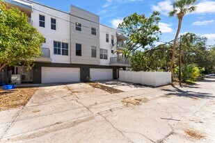 113 S Newport Ave in Tampa, FL - Building Photo