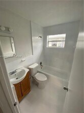 1601 S 57th Ave in Hollywood, FL - Building Photo - Building Photo