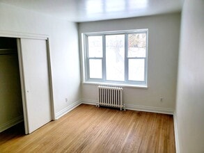 55 Blake St in Barrie, ON - Building Photo - Building Photo