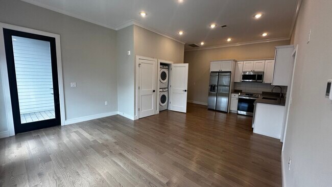 11 Highgate St, Unit #303 in Boston, MA - Building Photo - Building Photo