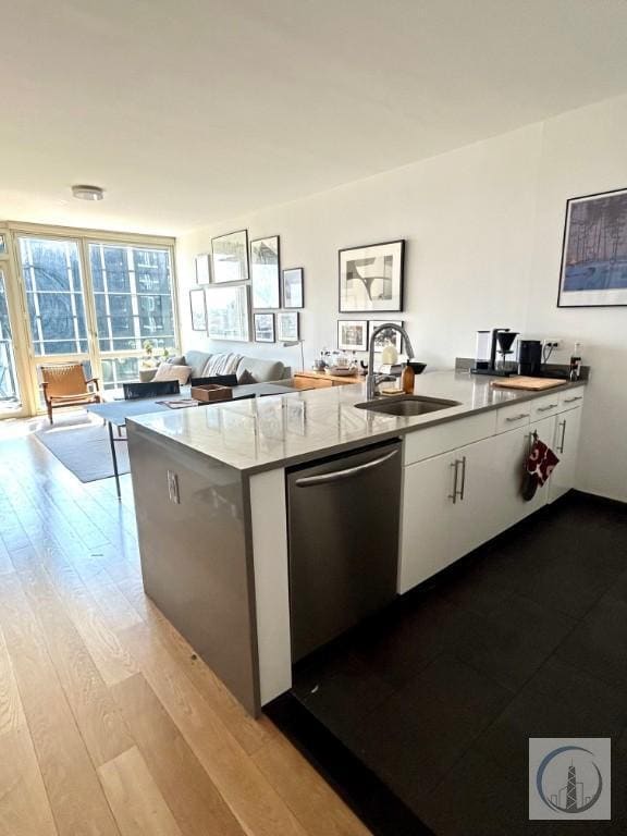 property at 33 Bond St