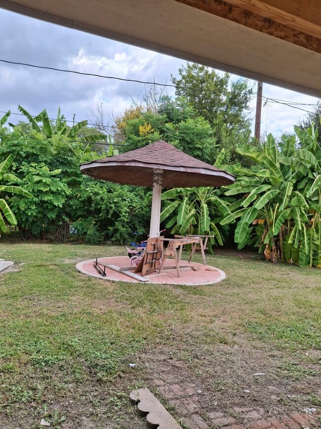 7525 Edna St in Houston, TX - Building Photo - Building Photo