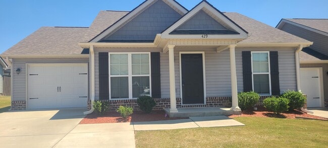 property at 462 Tarsel Ct