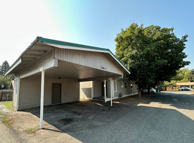 property at 1300 N Brooklane St