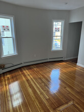 40 Temple St, Unit #1 in Somerville, MA - Building Photo - Building Photo