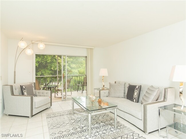 property at 499 Forest Lakes Blvd