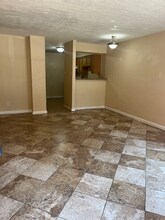 3243 Nacogdoches Rd in San Antonio, TX - Building Photo - Building Photo