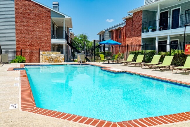 Chesapeake Apartments in Austin, TX - Building Photo - Building Photo