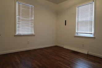 1221 Powers Ave NW in Grand Rapids, MI - Building Photo - Building Photo