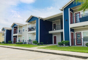 Cypress Bend Village Apartamentos