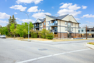 1602 11 Av SW in Calgary, AB - Building Photo - Building Photo