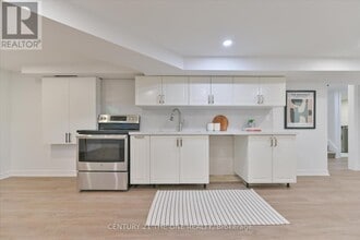 421 Browndale Crescent in Richmond Hill, ON - Building Photo - Building Photo