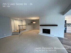 705 S Lake Shore Dr in Lake Geneva, WI - Building Photo - Building Photo