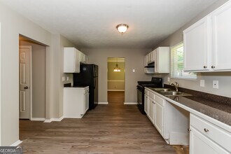 2457 Northmill Ln in Decatur, GA - Building Photo - Building Photo