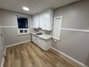 408 Anderson Ave in Winnipeg, MB - Building Photo - Building Photo