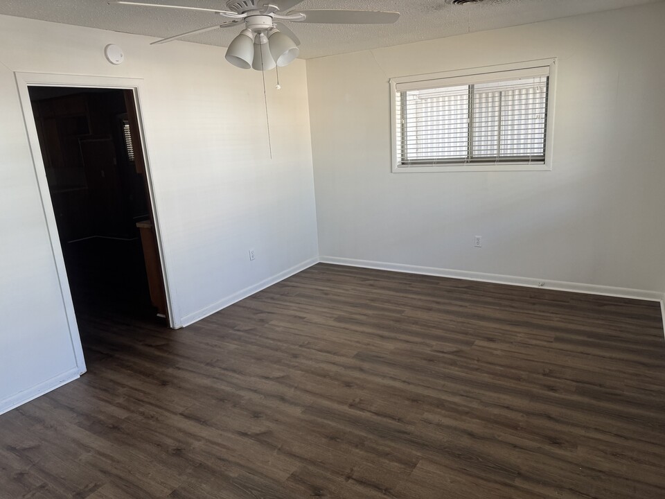 513 3rd St in Conway, AR - Building Photo