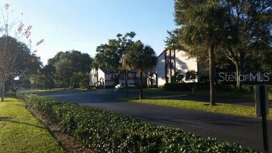 3036 S Semoran Blvd in Orlando, FL - Building Photo - Building Photo