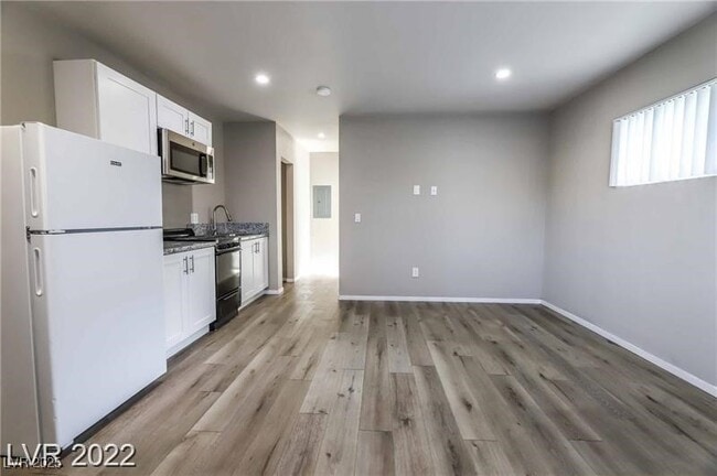 property at 2201 Fairfield Ave