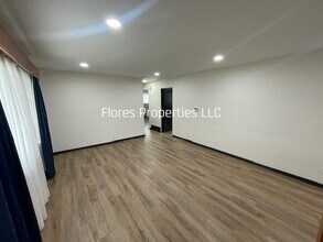 1391 Bryson Rd in Columbus, OH - Foto de edificio - Building Photo