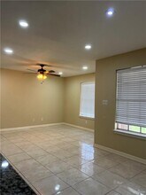 17 Grayson Ave in McAllen, TX - Building Photo - Building Photo