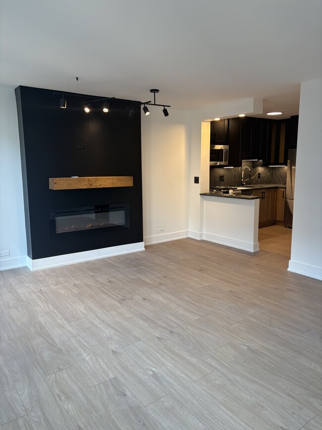 property at 1 E Scott St