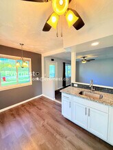 9433 Sylvia St in Taylor, MI - Building Photo - Building Photo